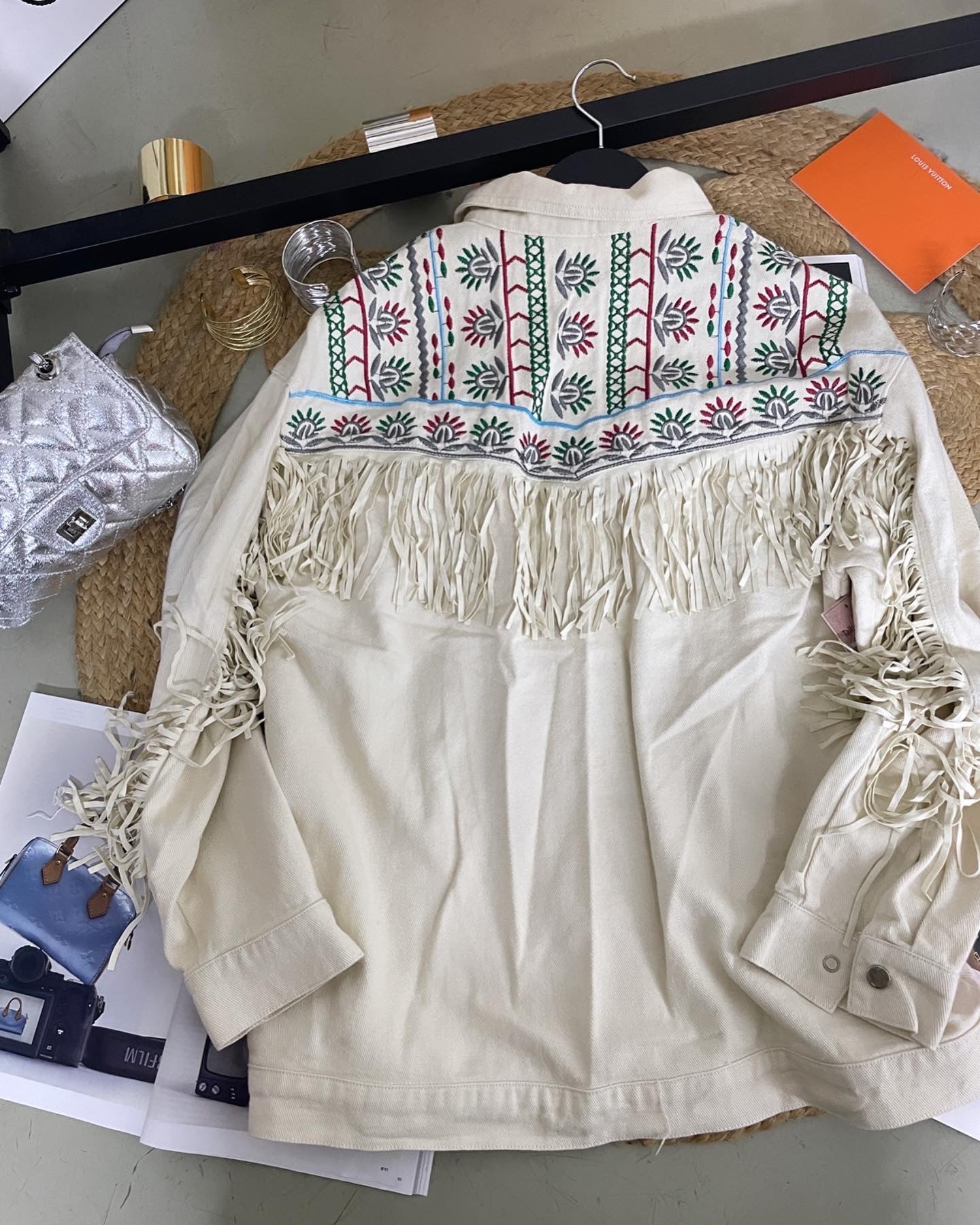 🎀Chaqueta vaquera blanca flecos