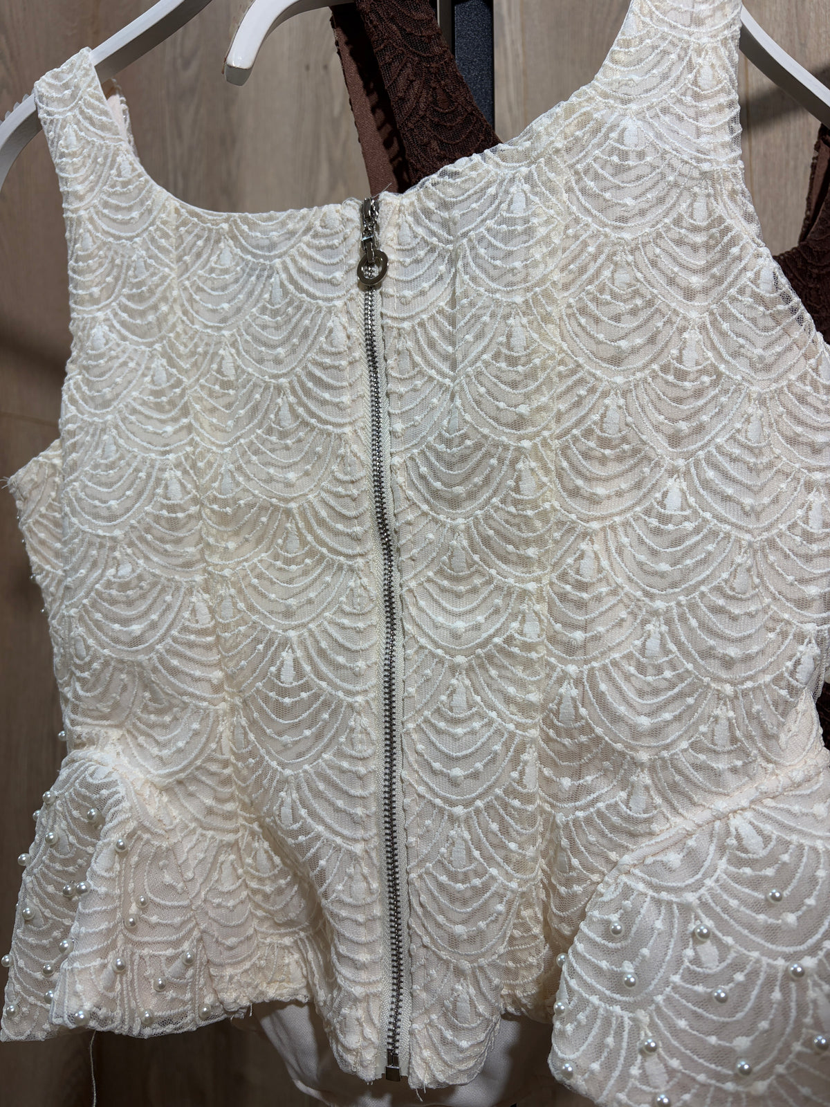 Top encaje perla