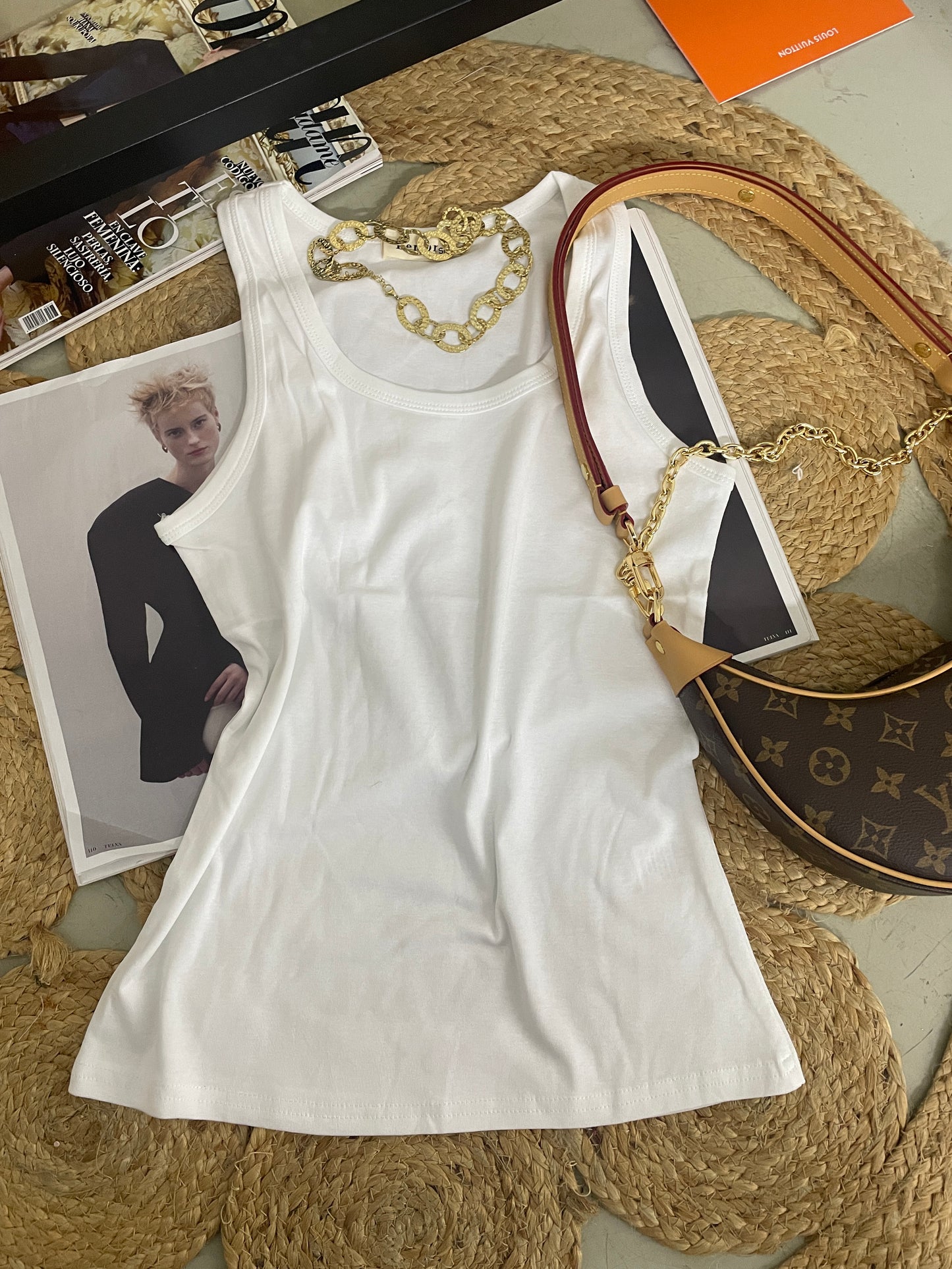 🎀Camiseta tirantes básica 🎀