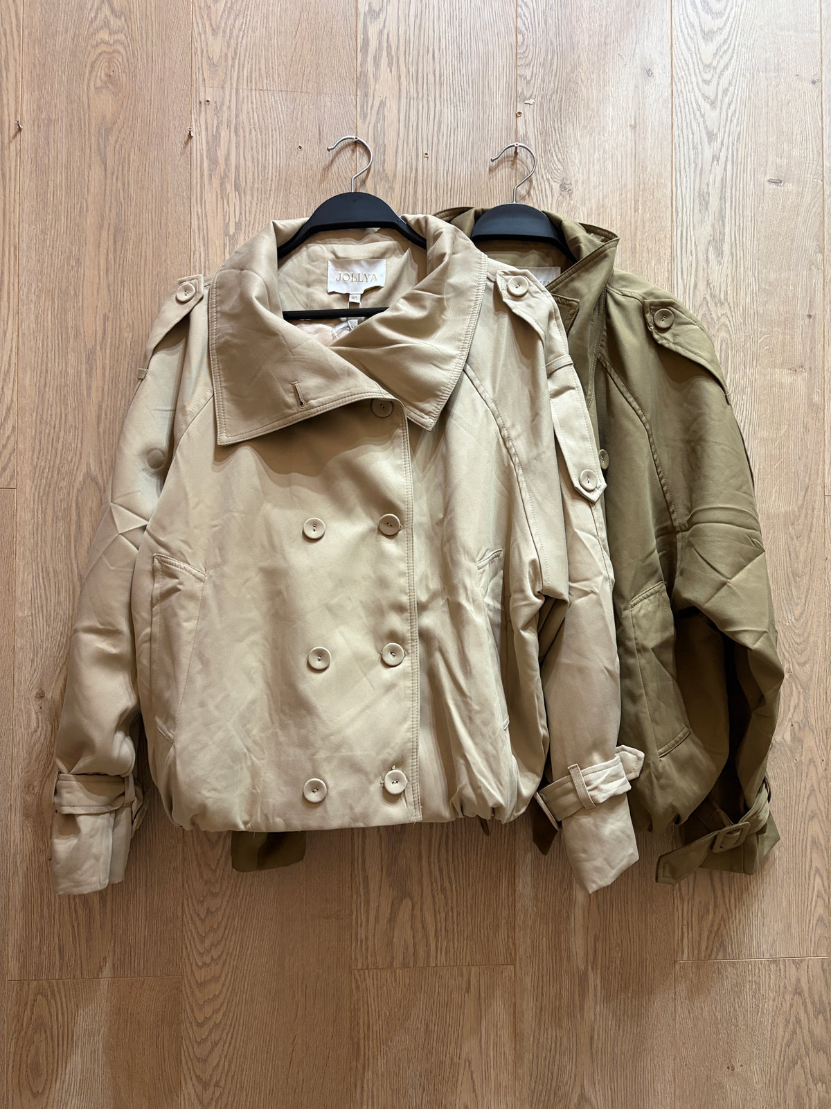 Chaqueta gabardina corta