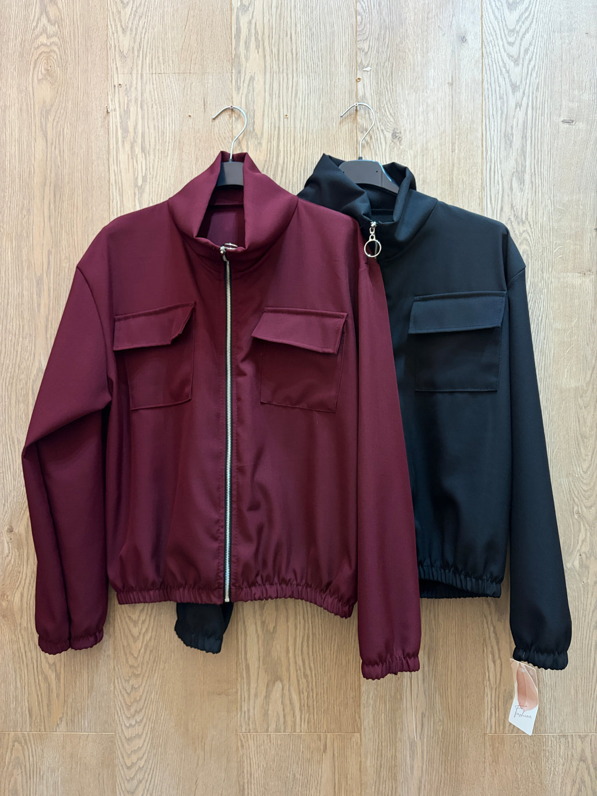 Chaqueta cremallera bolsillos