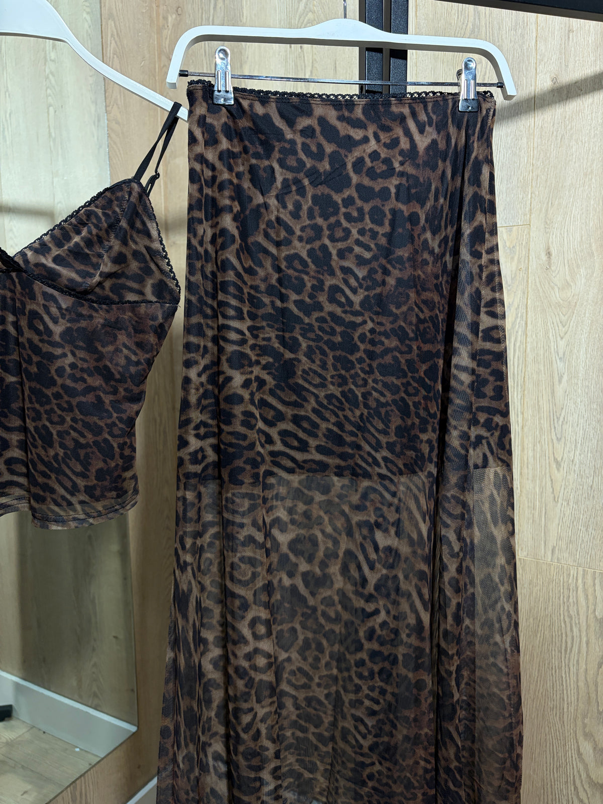 Conjunto leopardo tirantes