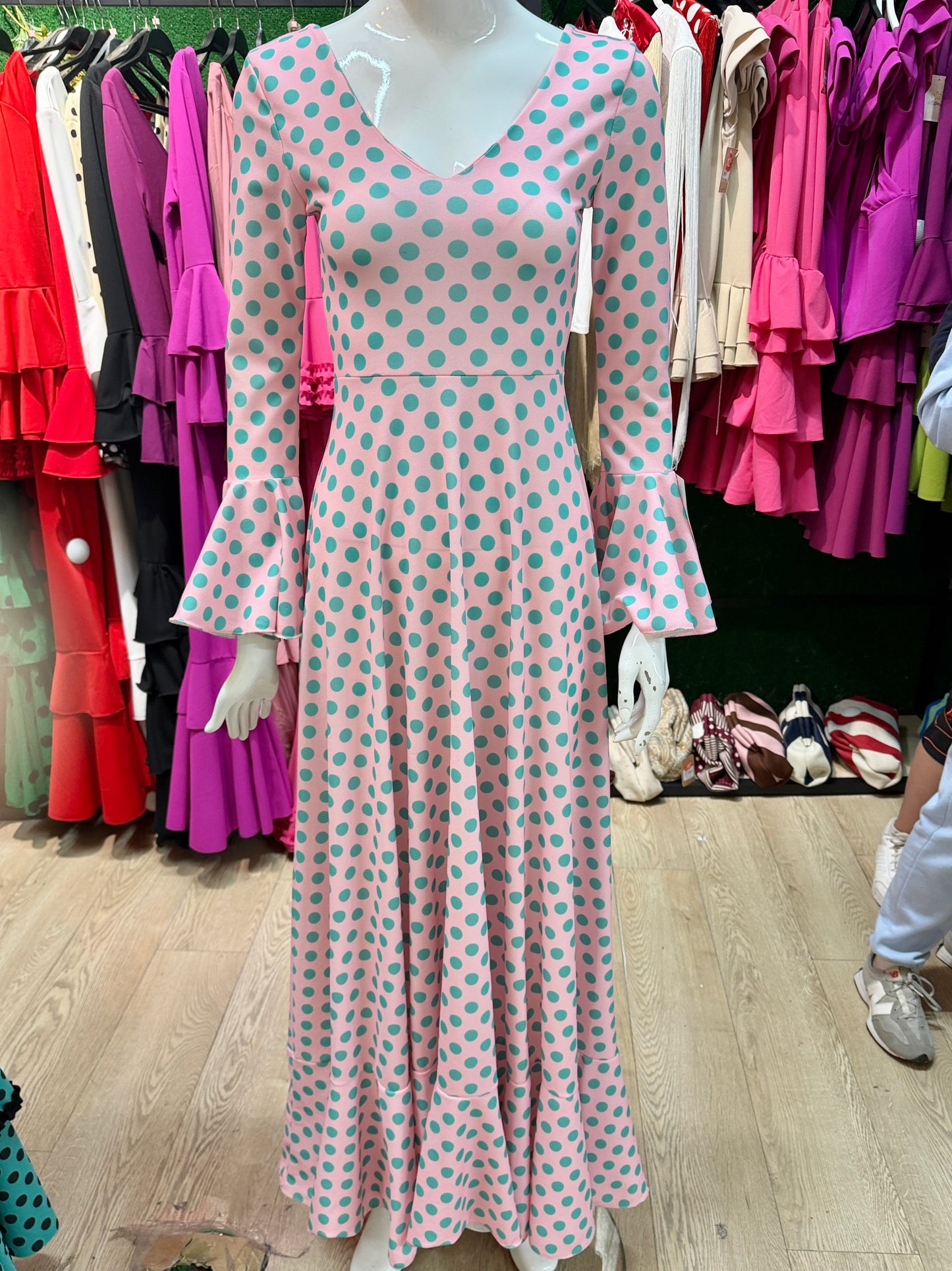 Bata flamenca lunares