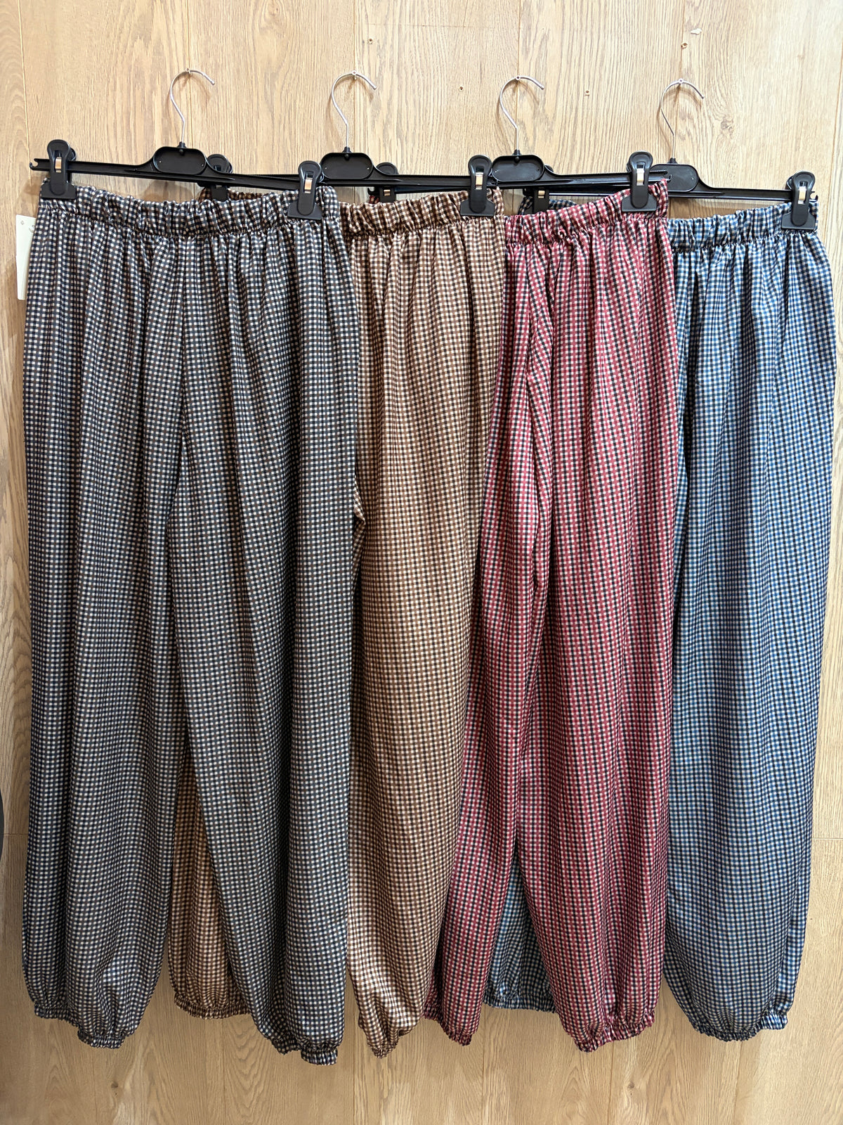 Pantalón cuadro