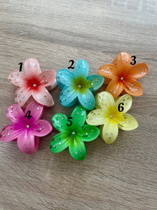 🌸Pinza flor brillo 🌸