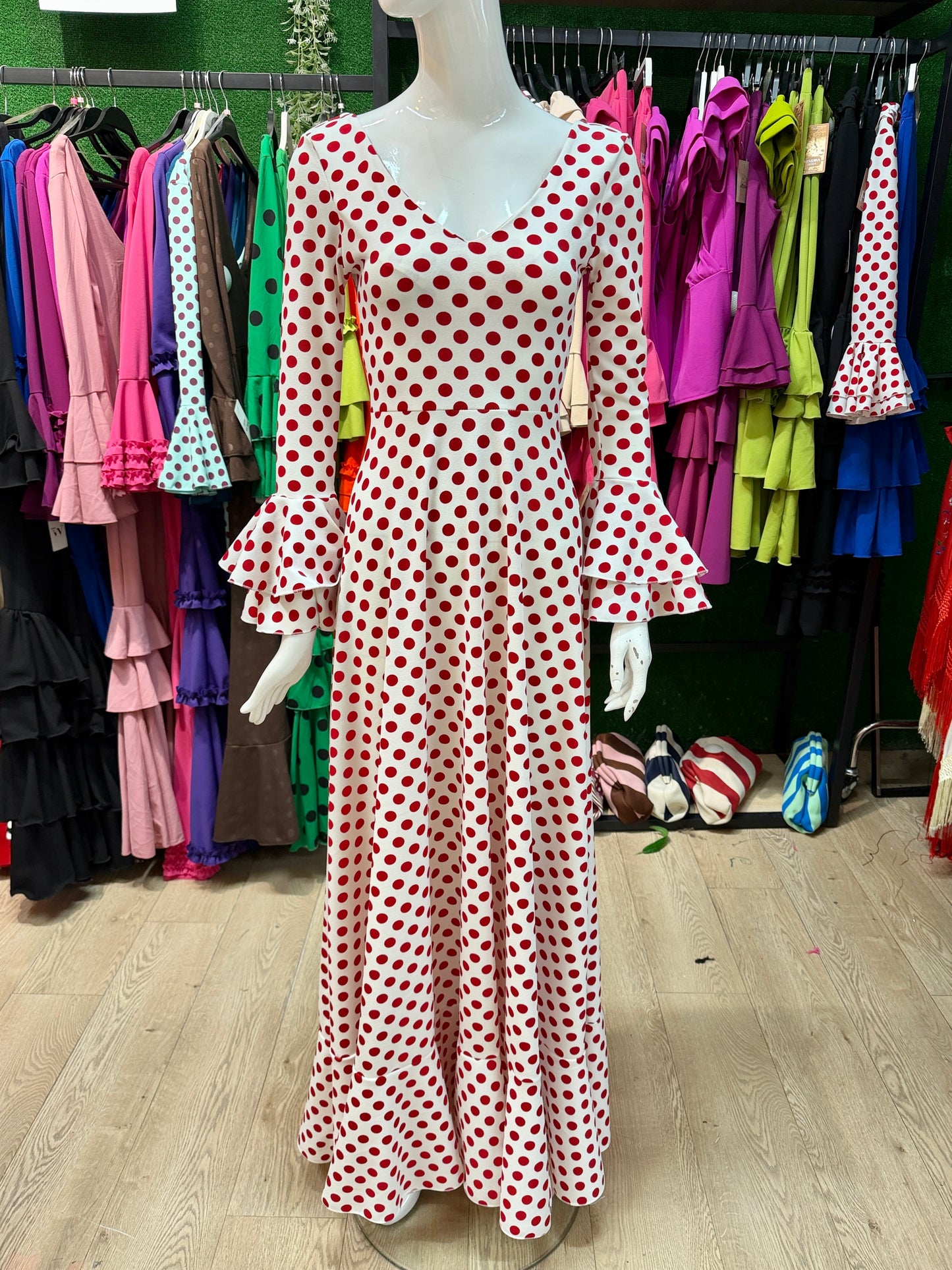 Bata flamenca lunares