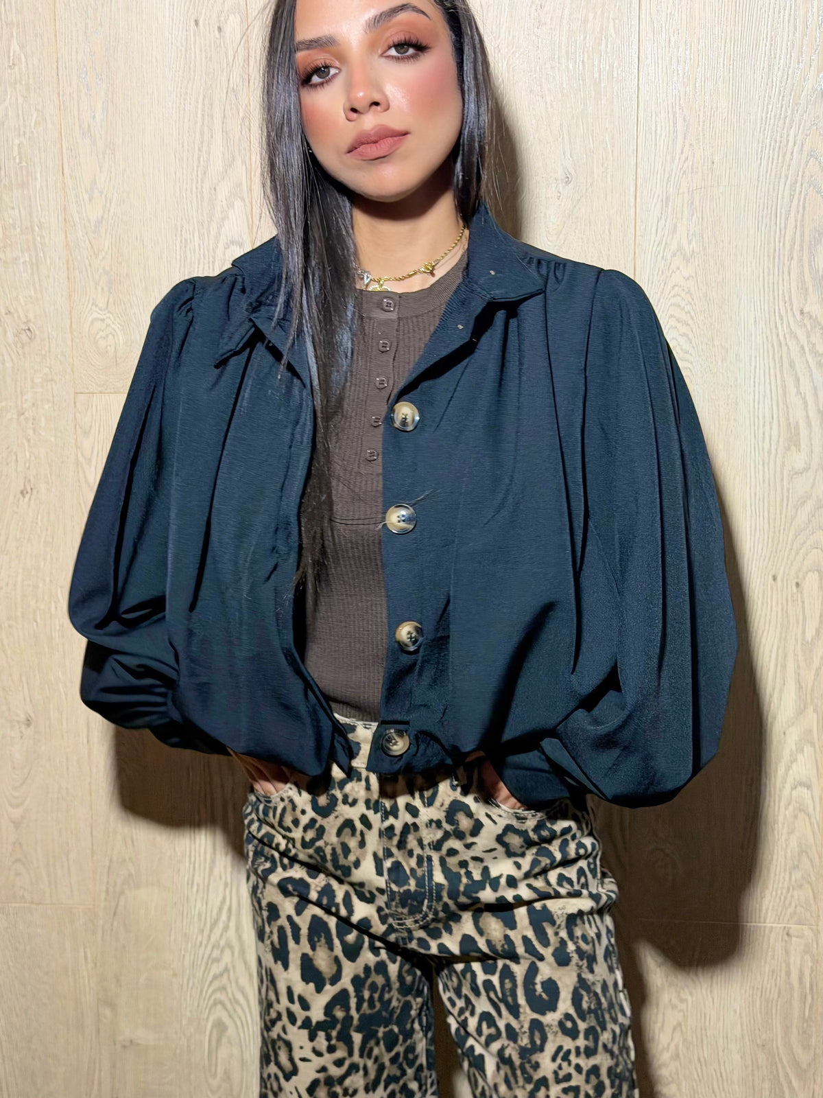 Chaqueta botón corto