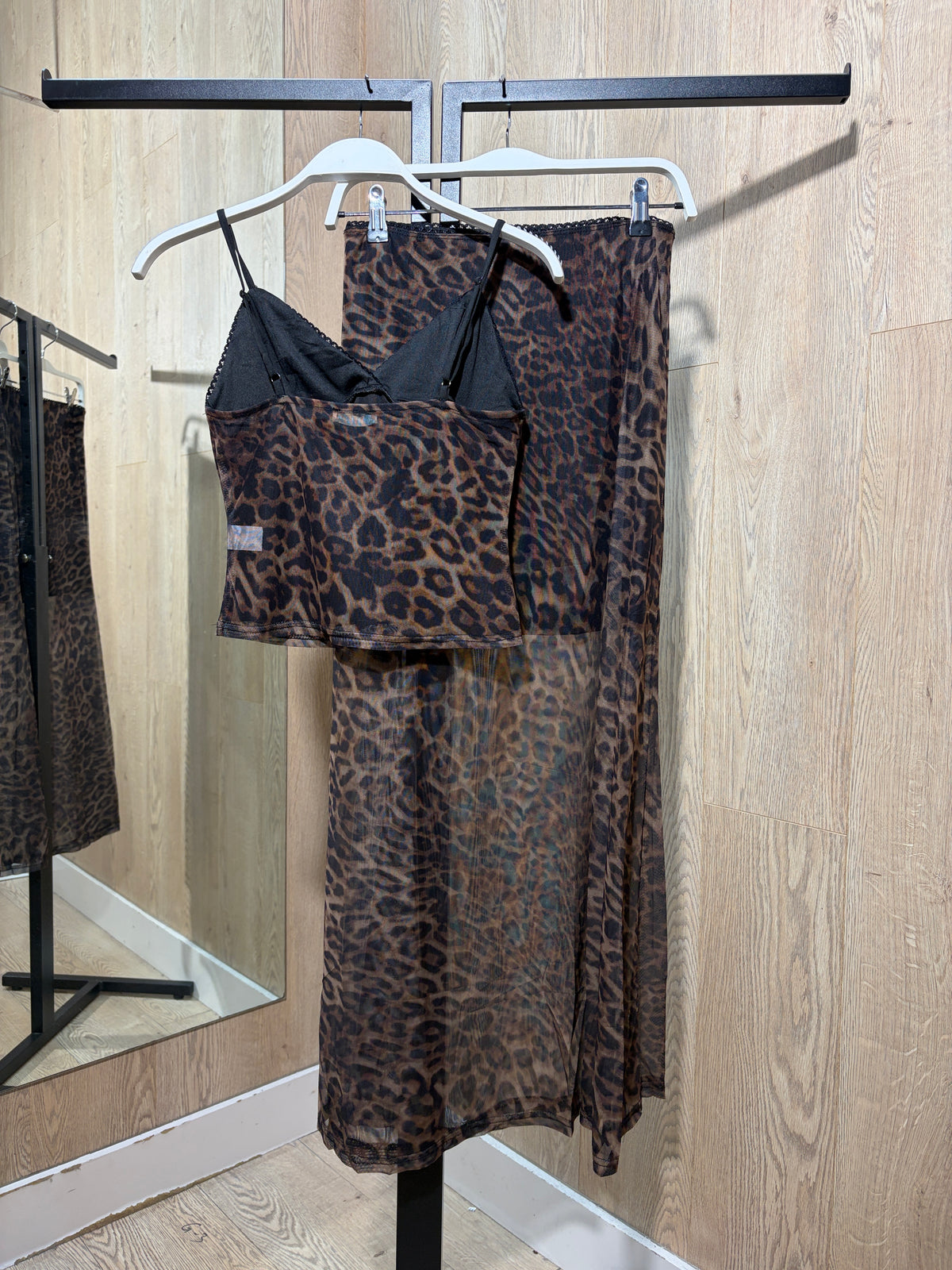Conjunto leopardo tirantes