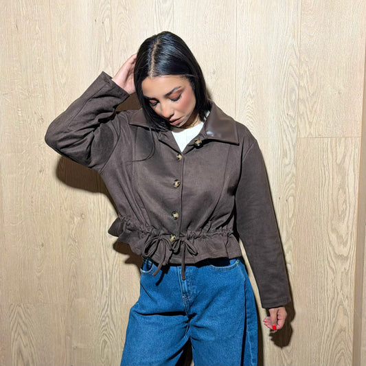 Chaqueta botón antelina