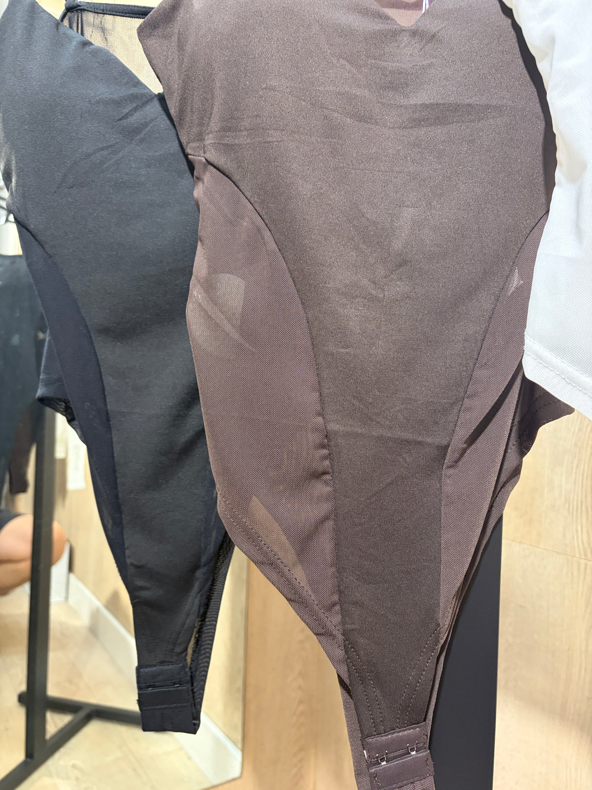Body tirantes traslúcida