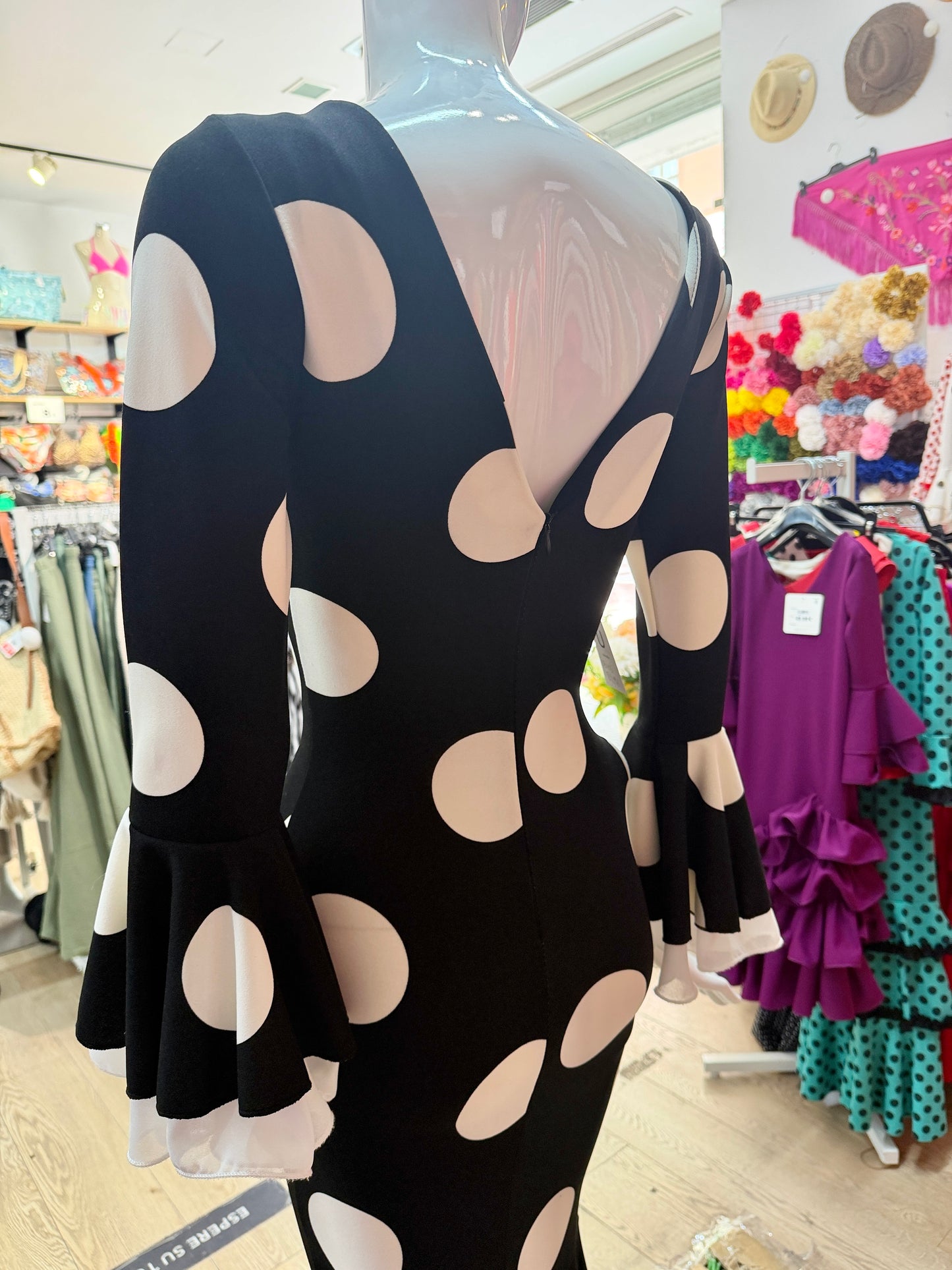 Traje flamenca negro lunares  XS/S