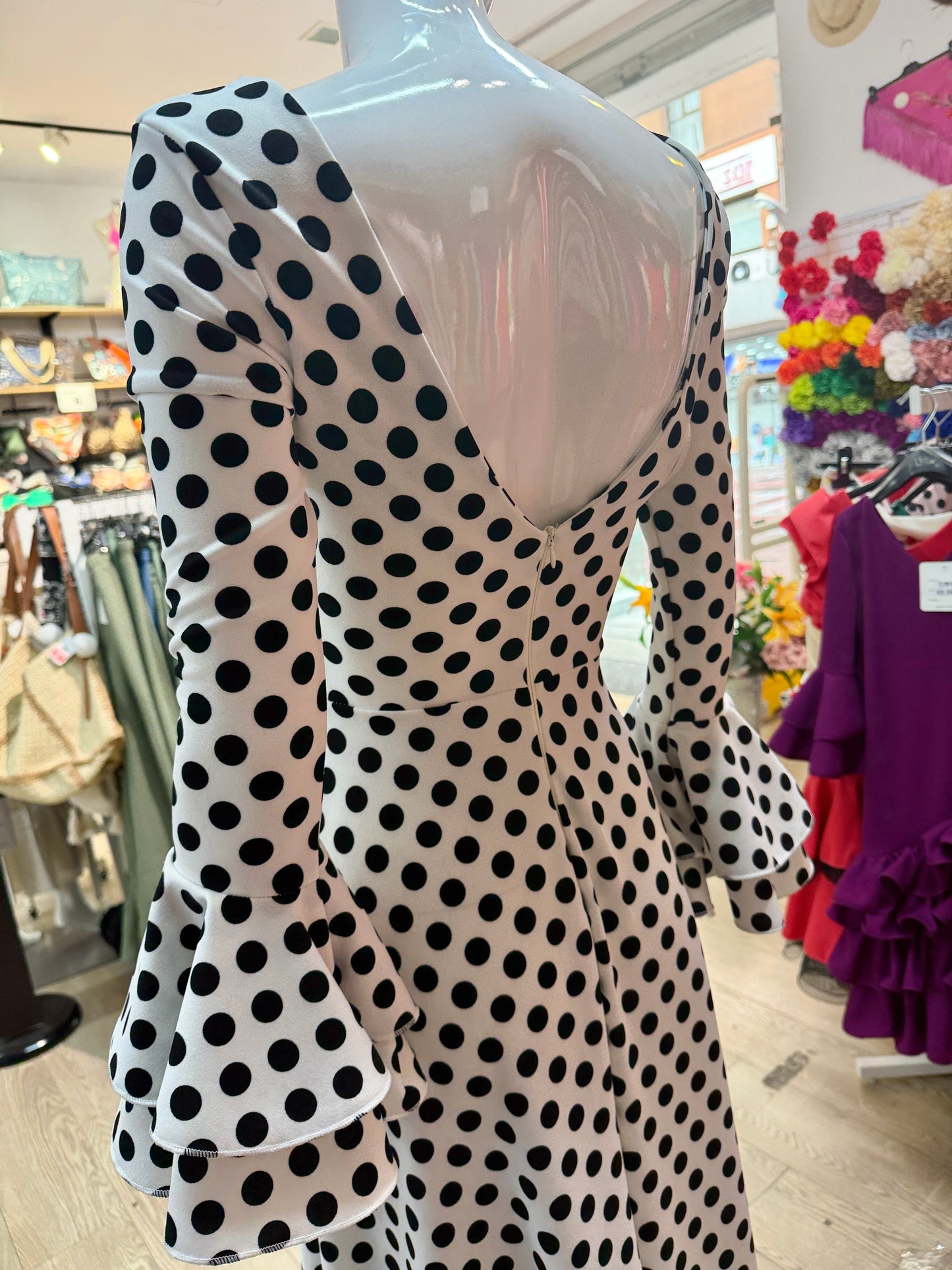 Bata flamenca lunares